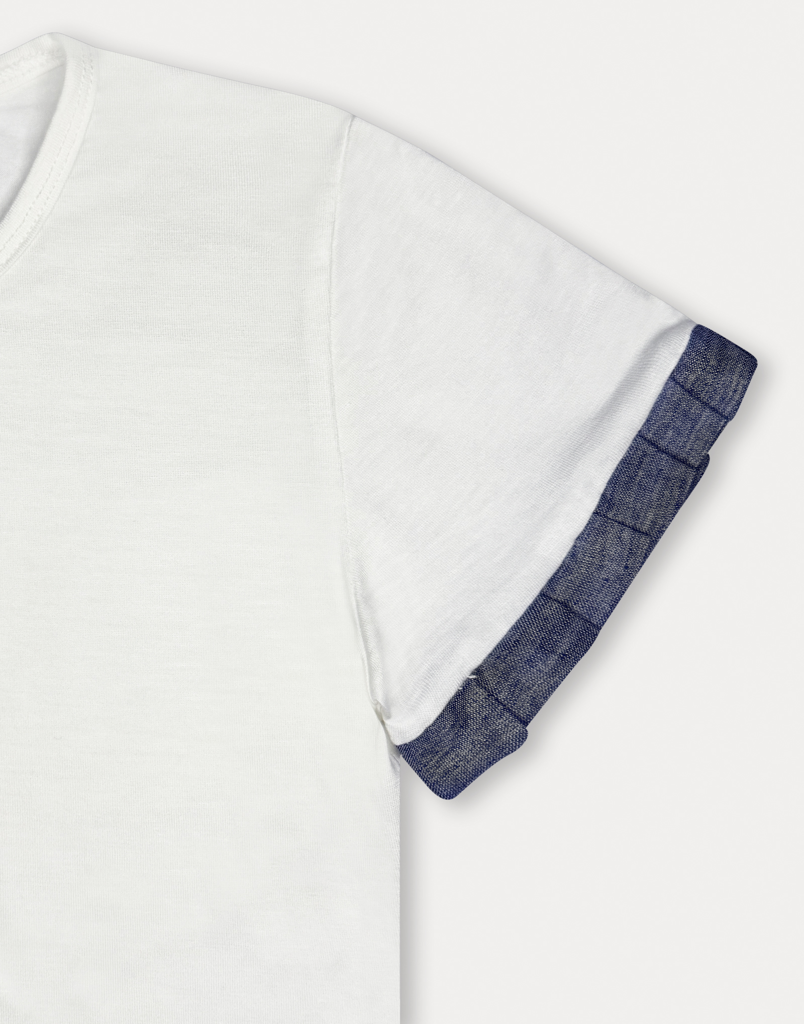 T-shirt bianca dettaglio manica femmina - immagine 3